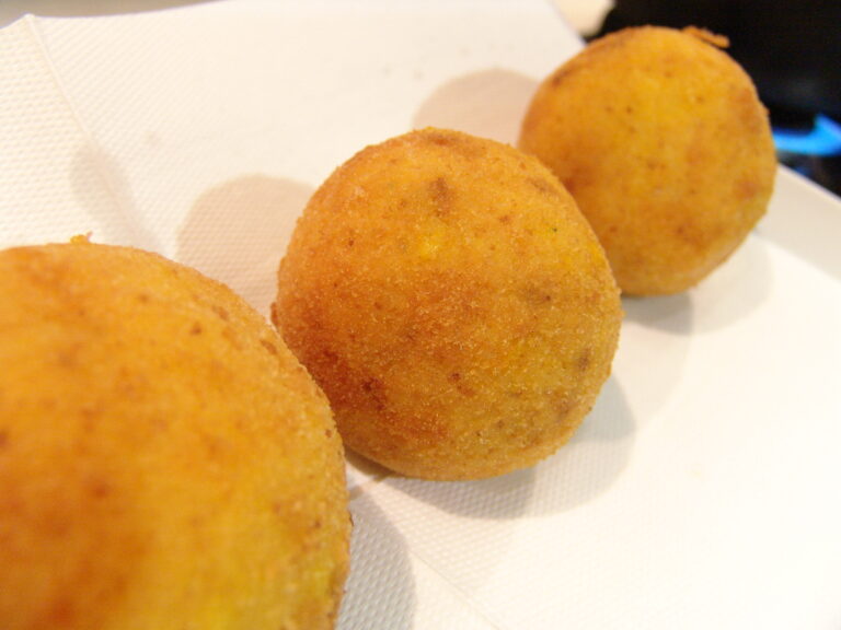 Arancino Spinaci e Ricotta