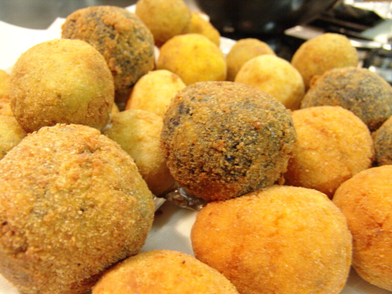 Arancino Tonno e Cipolla