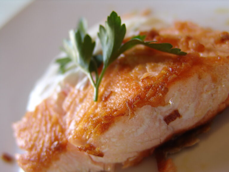 Salmone alla piastra e salsa allo yogurt - Salvo Nicastro Chef