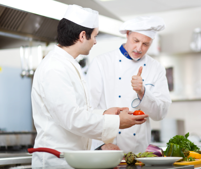 TRAINING. Cooking Team building