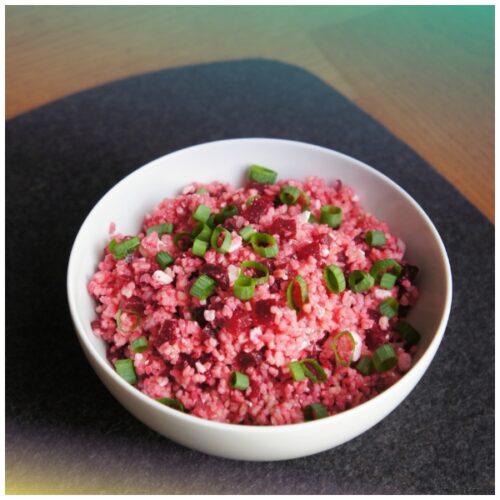 Couscous bicolore con rape rosse e aceto di mele