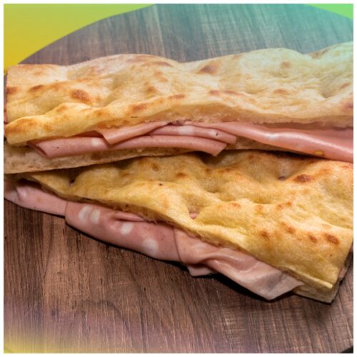Focaccia farcita con mortadella e salame