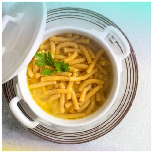 Passatelli in zuppetta di gallinella di mare e primizie di campo