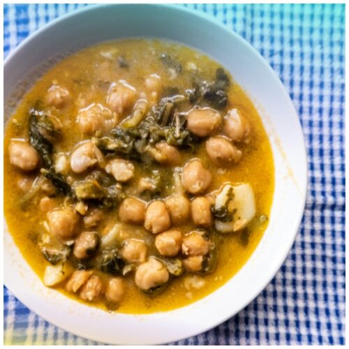 Zuppa di ceci, avena e bietole, con ceci, avena, bietole, carote e sedano